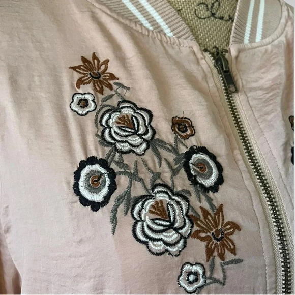 LIVING DOLL Pink Lightweight Bomber Jacket‎ With Floral Embroidery | EUC - Picture 4 of 5